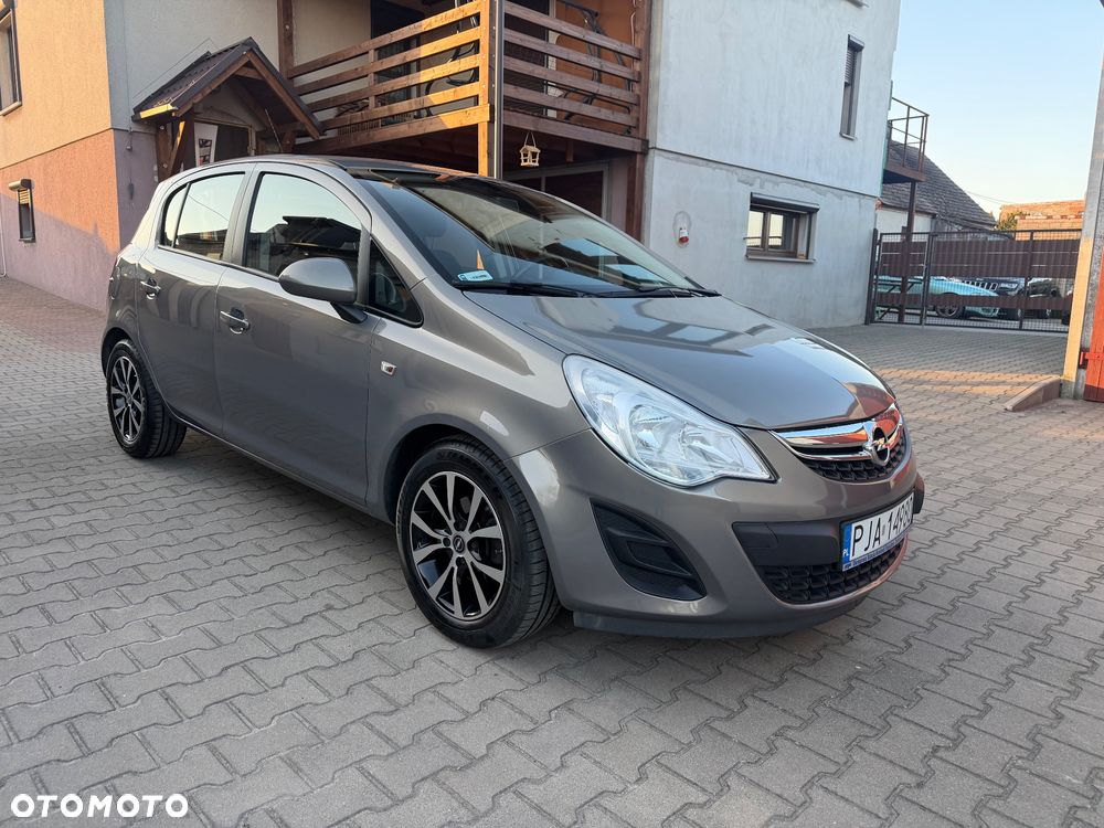 Opel Corsa - 1