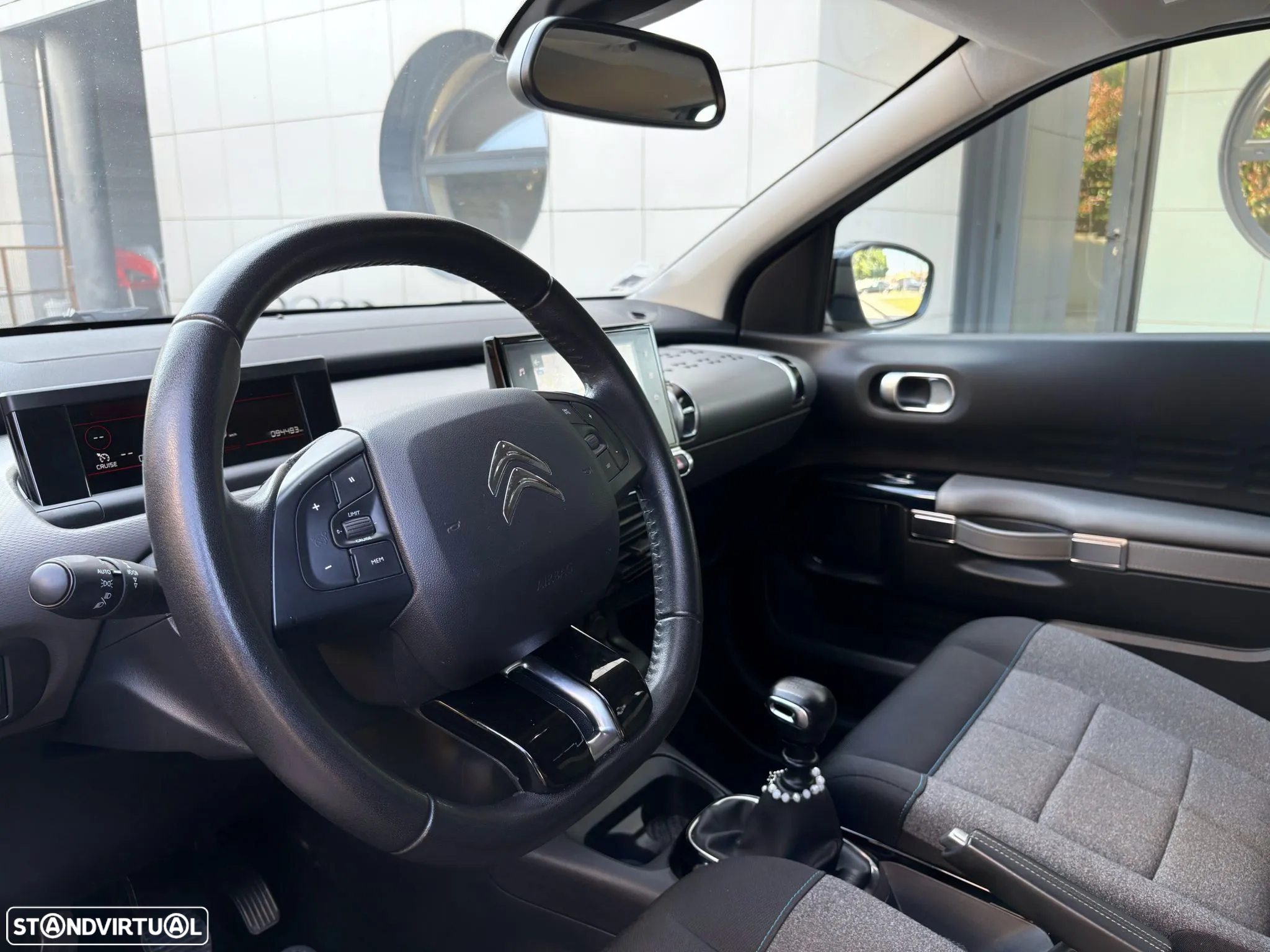 Citroën C4 Cactus 1.5 BlueHDi Shine Pack - 19