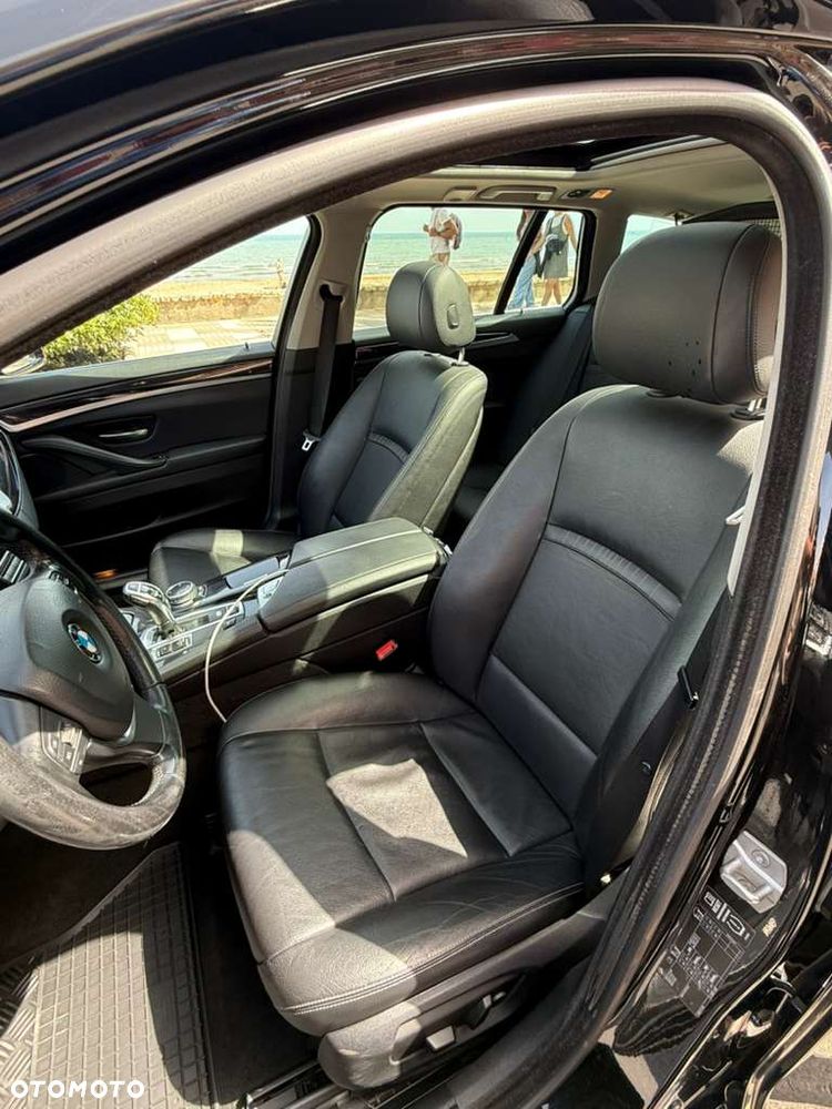 BMW Seria 5 525d Modern Line - 10