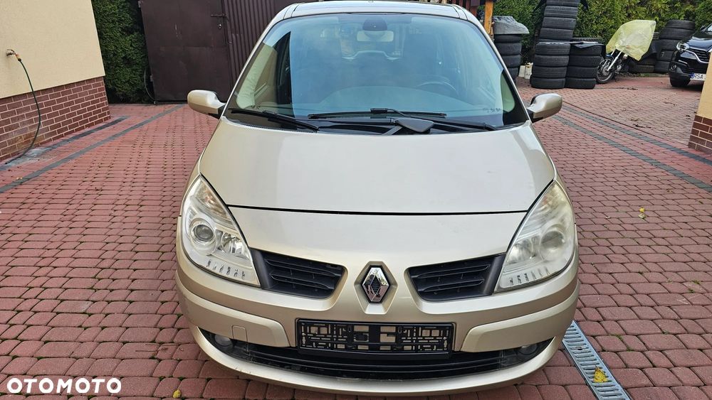Renault Scenic 1.9 dCi FAP Privilege - 13