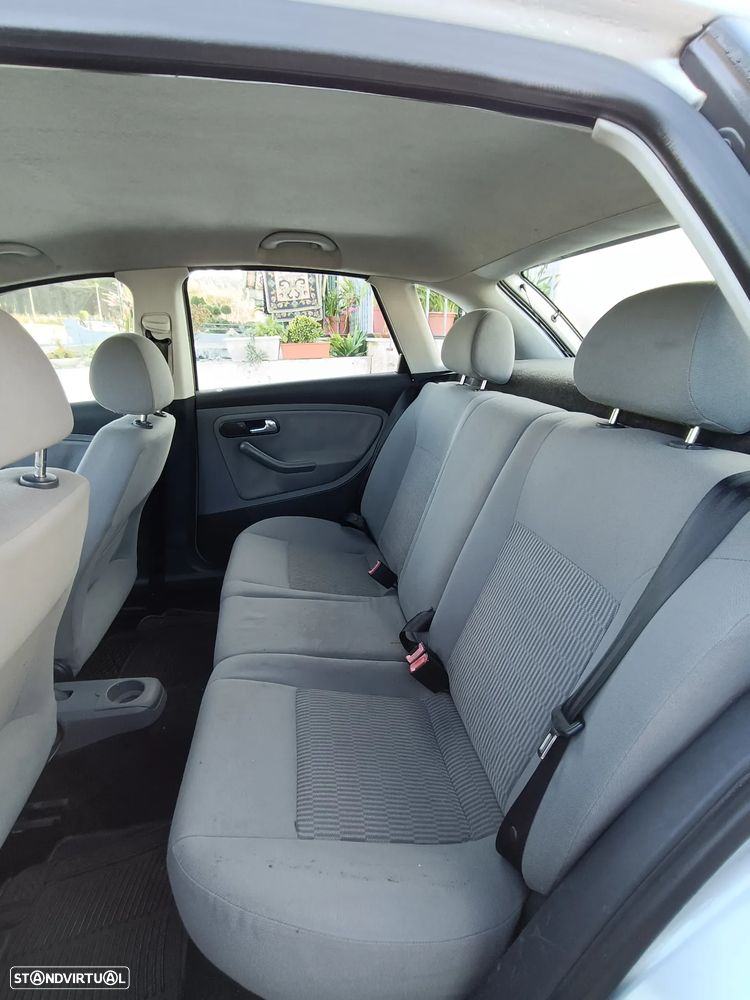 SEAT Ibiza - 8