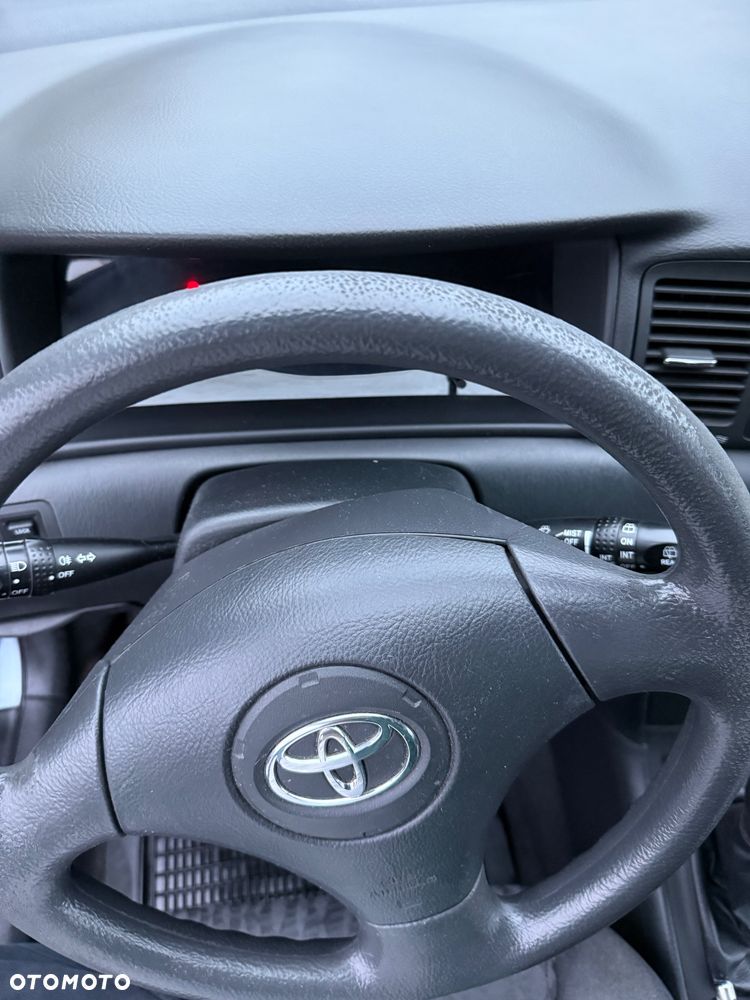 Toyota Corolla - 6