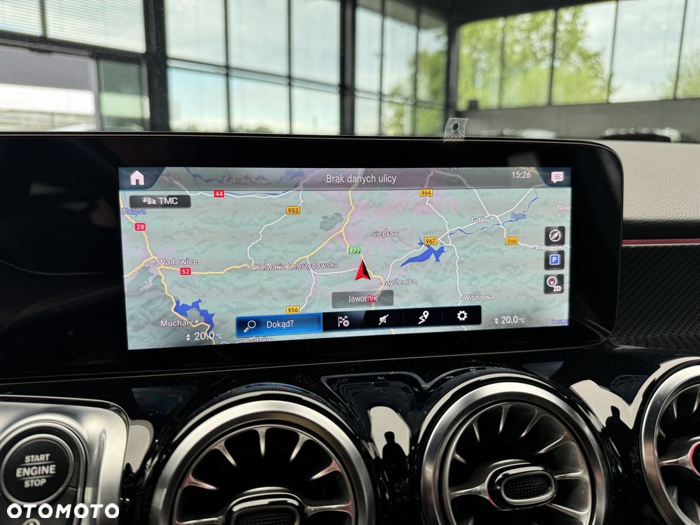 Mercedes-Benz GLB 200 AMG Line 7G-DCT - 29