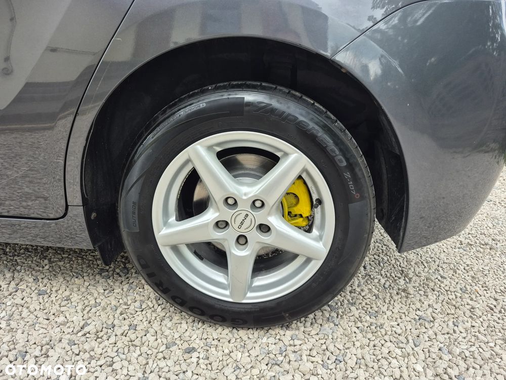 Toyota Verso 1.8 Life - 16