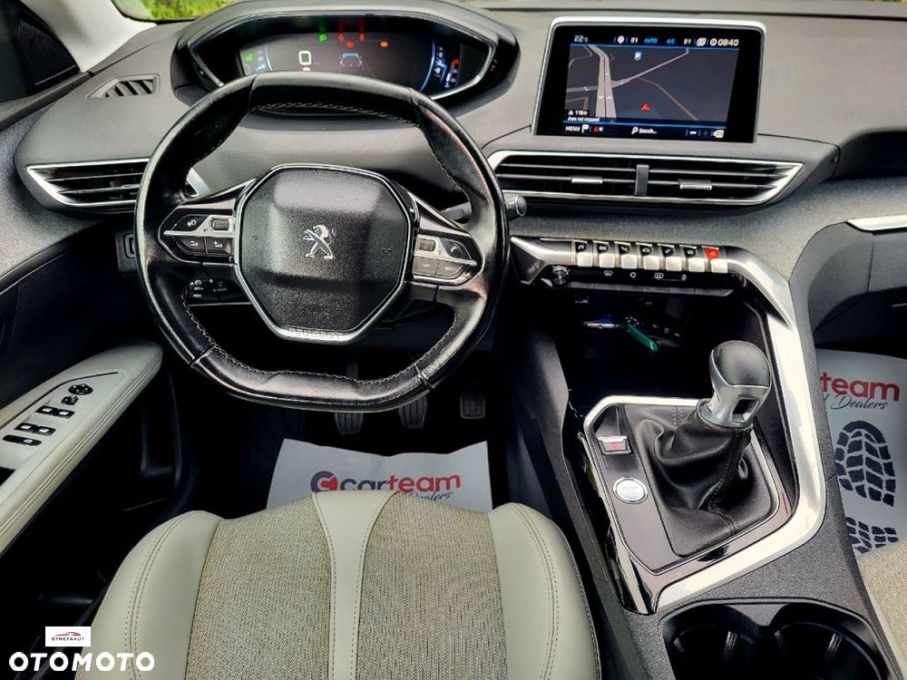 Peugeot 5008 - 29