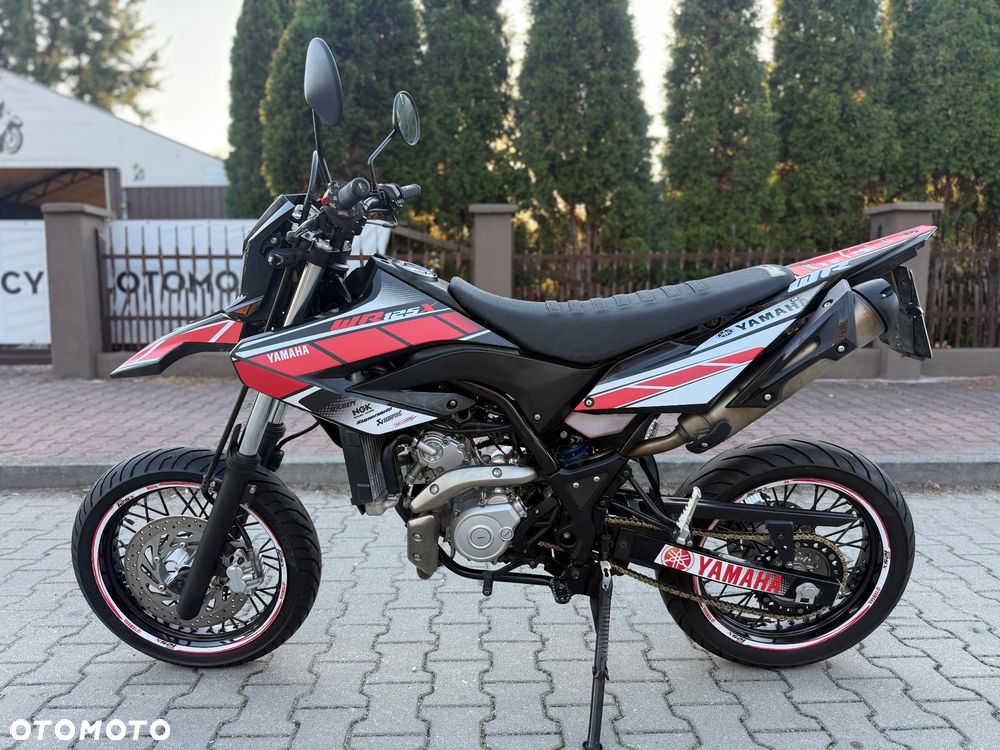 Yamaha WR - 16
