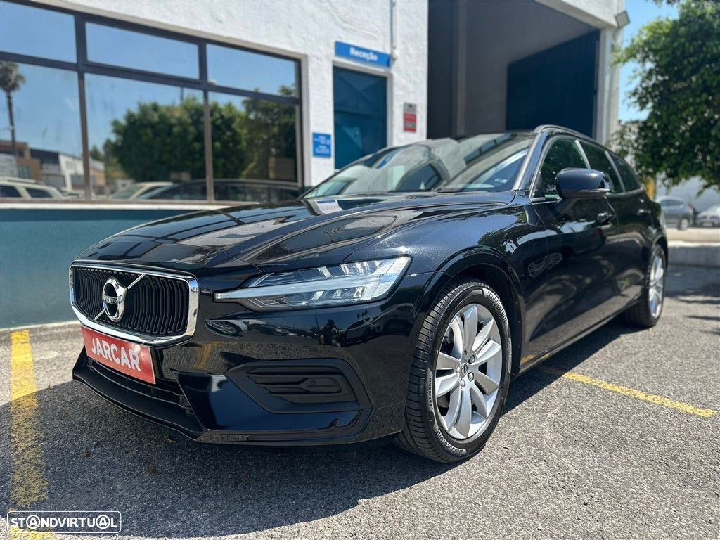 Volvo V60 2.0 D3 Momentum Geartronic - 3