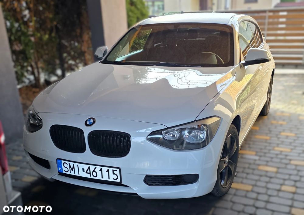 BMW Seria 1 114i - 13