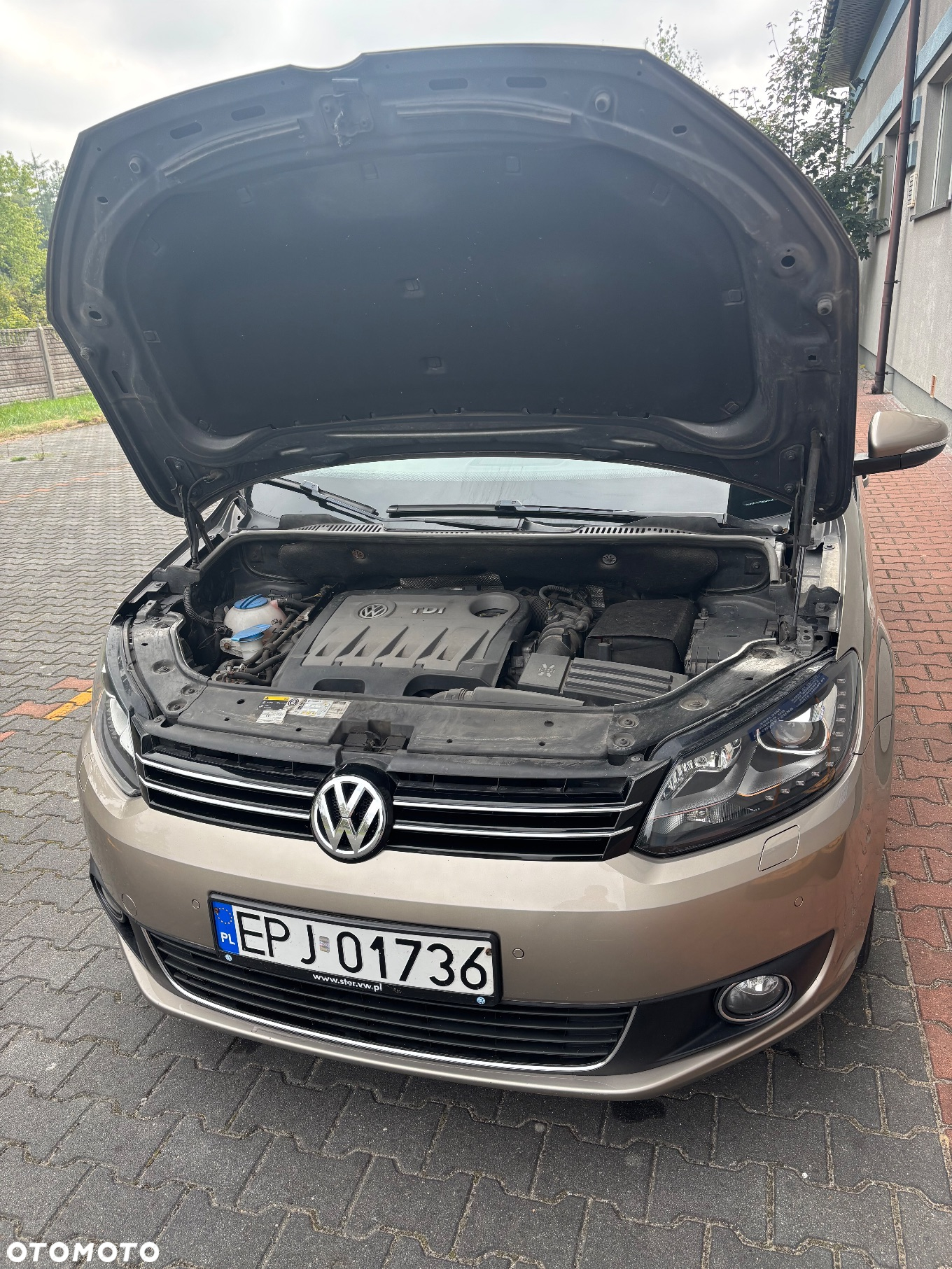 Volkswagen Touran 2.0 TDI DPF Highline - 11