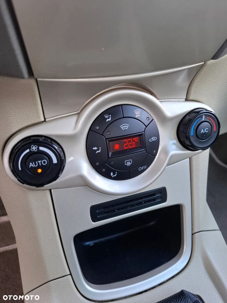 Ford Fiesta 1.25 Titanium - 9