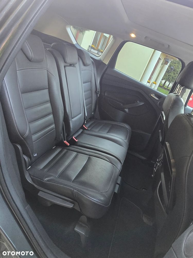 Ford Kuga 2.0 TDCi 4x4 Titanium - 13