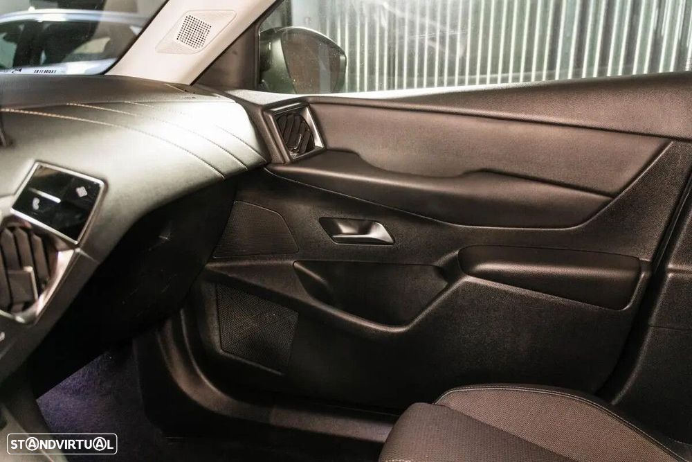 DS DS3 Crossback - 34