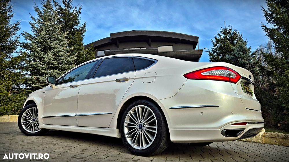 Ford Mondeo 2.0 Hybrid CVT VIGNALE - 24