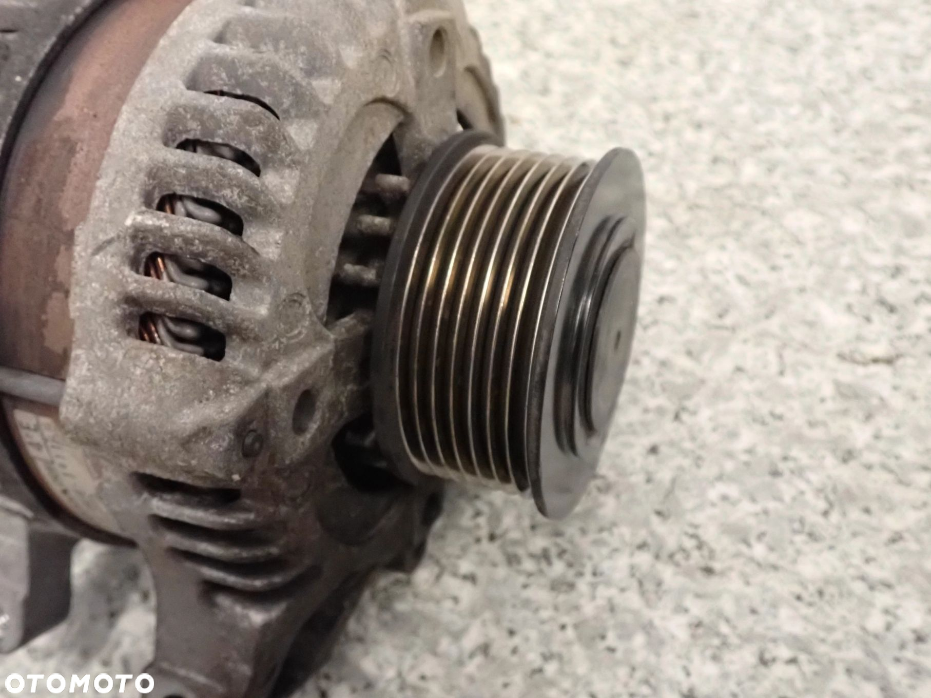 HONDA FRV FR-V 2.2d 05- ALTERNATOR - 3