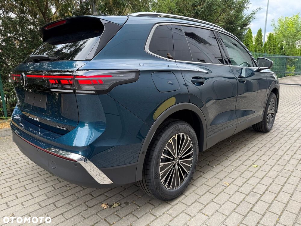 Volkswagen Tiguan - 10