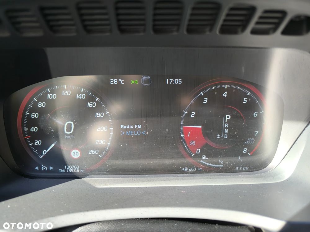 Volvo XC 90 T5 AWD Momentum 7os - 23
