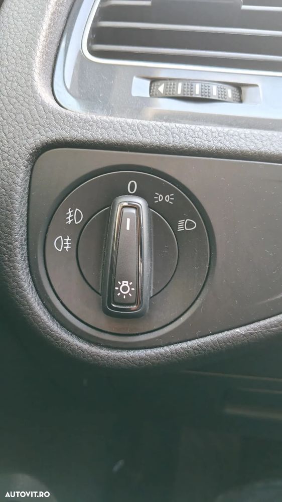 Volkswagen Golf 1.6 TDI Trendline - 28