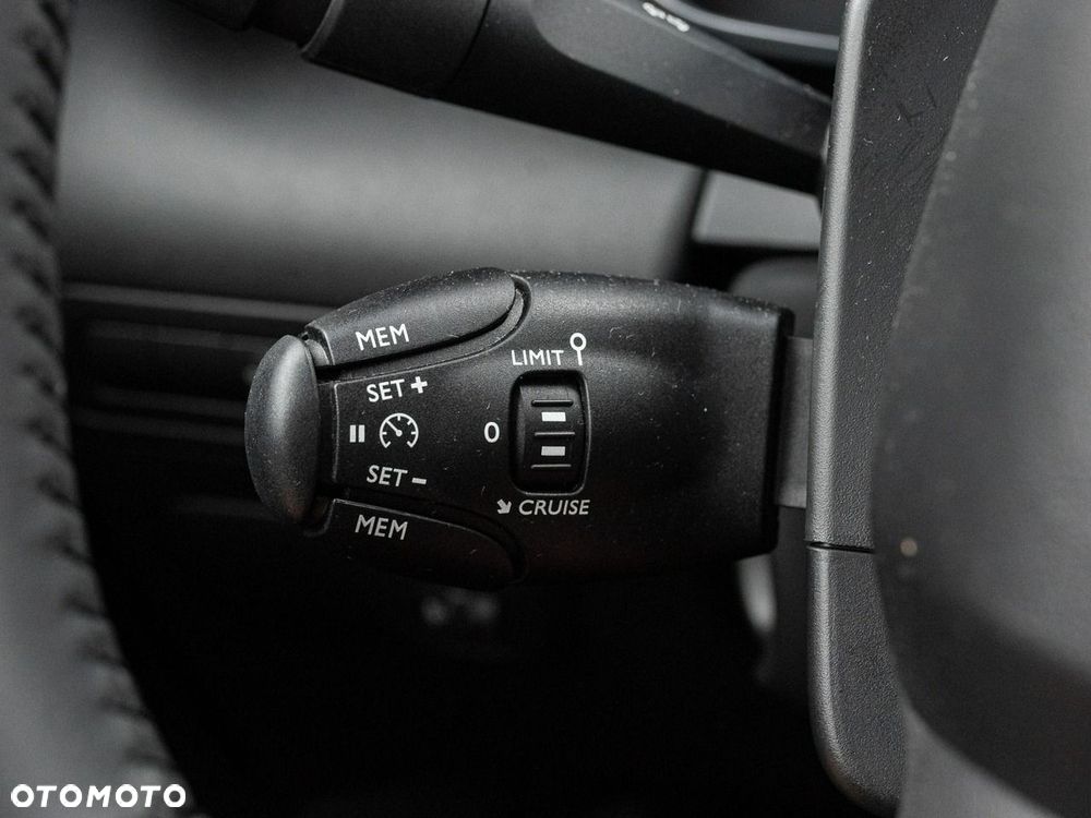 Citroën C3 Aircross 1.2 PureTech GPF Shine S&S EAT6 - 16