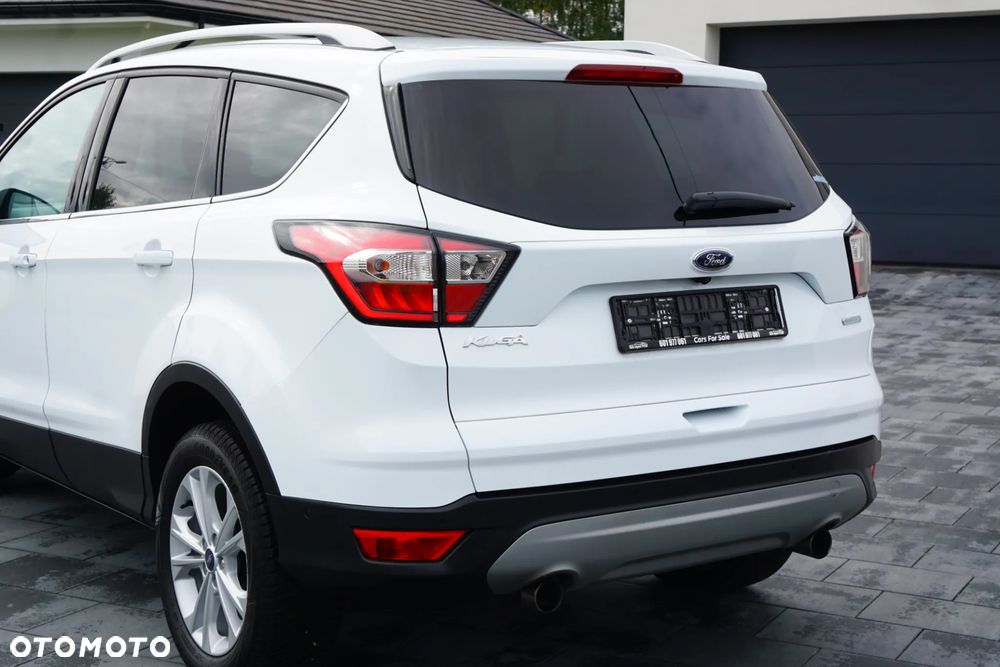 Ford Kuga 1.5 EcoBoost 2x4 Titanium - 14
