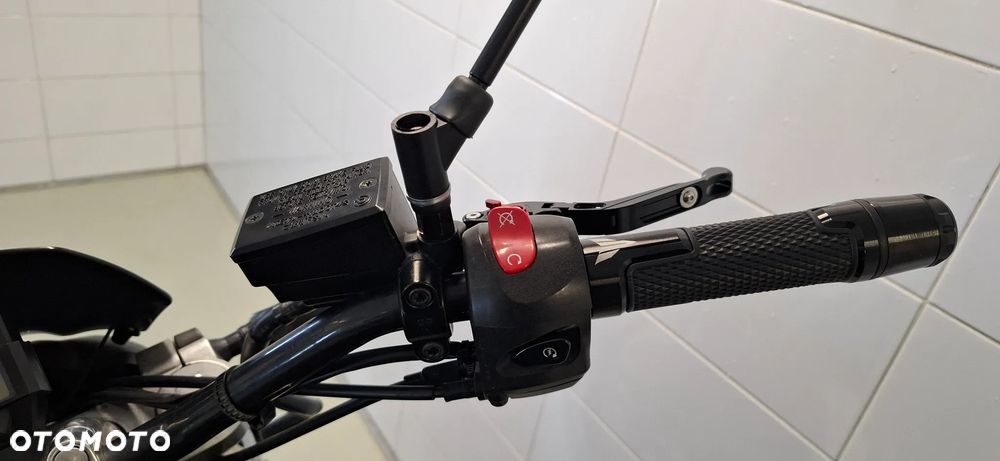 Yamaha MT - 22