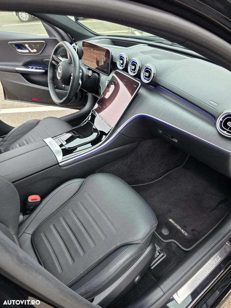 Mercedes-Benz C 300 4Matic T 9G-TRONIC AMG Line - 12