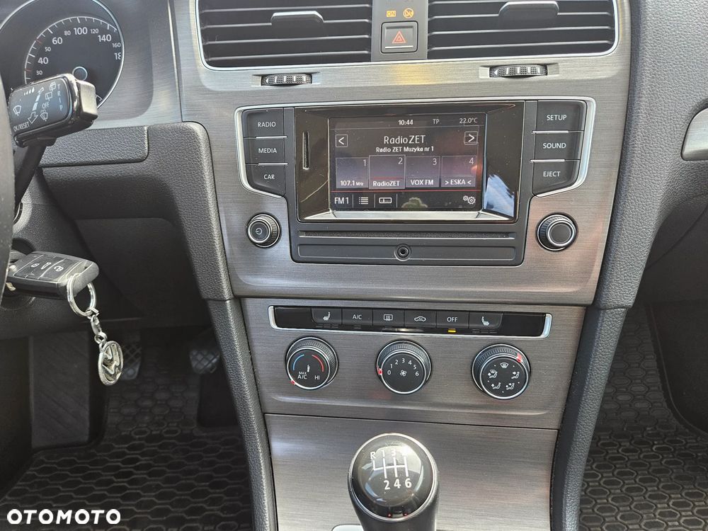 Volkswagen Golf 1.2 TSI BlueMotion Technology Comfortline - 11