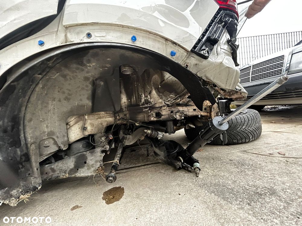 Volkswagen T-Roc 2.0 TDI SCR 4MOTION DSG R-Line - 5