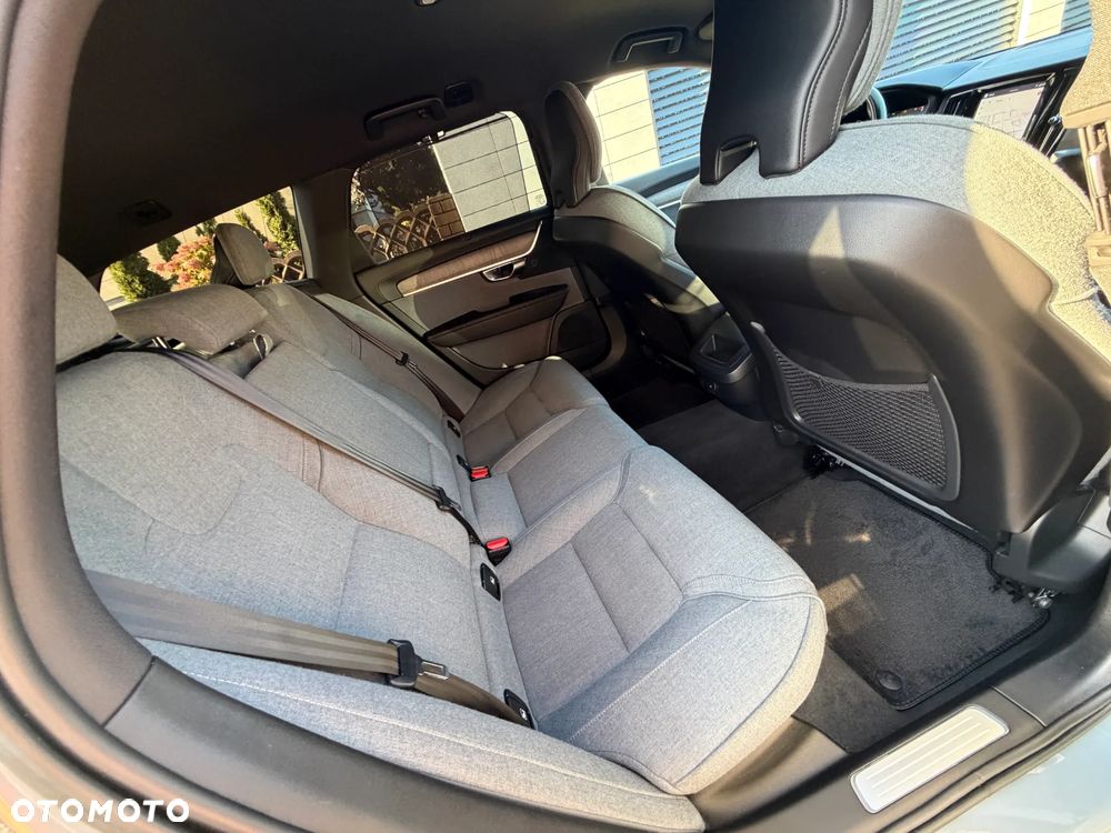 Volvo V90 B5 D AWD Inscription - 32