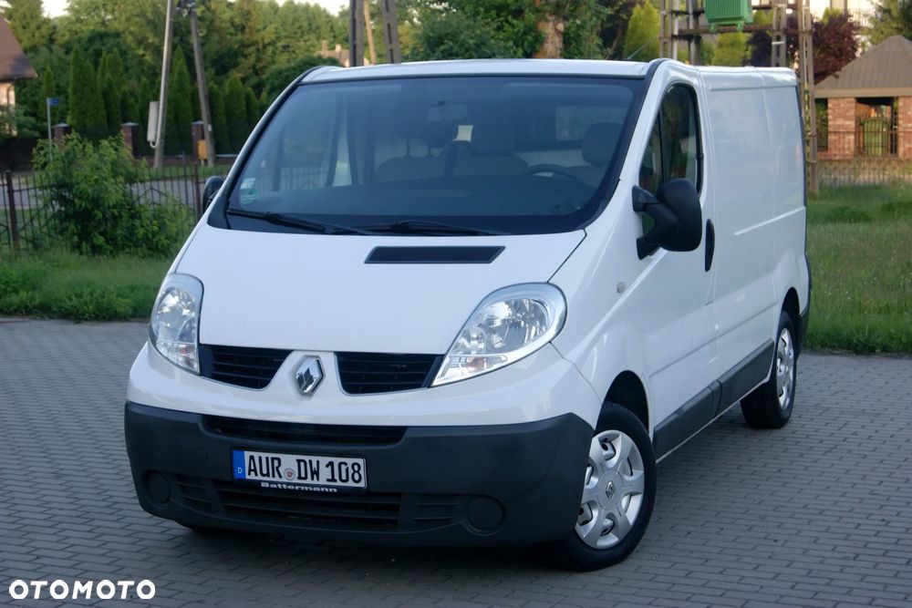 Renault TRAFIC - 6