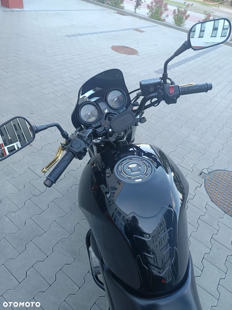 Honda CBF - 25