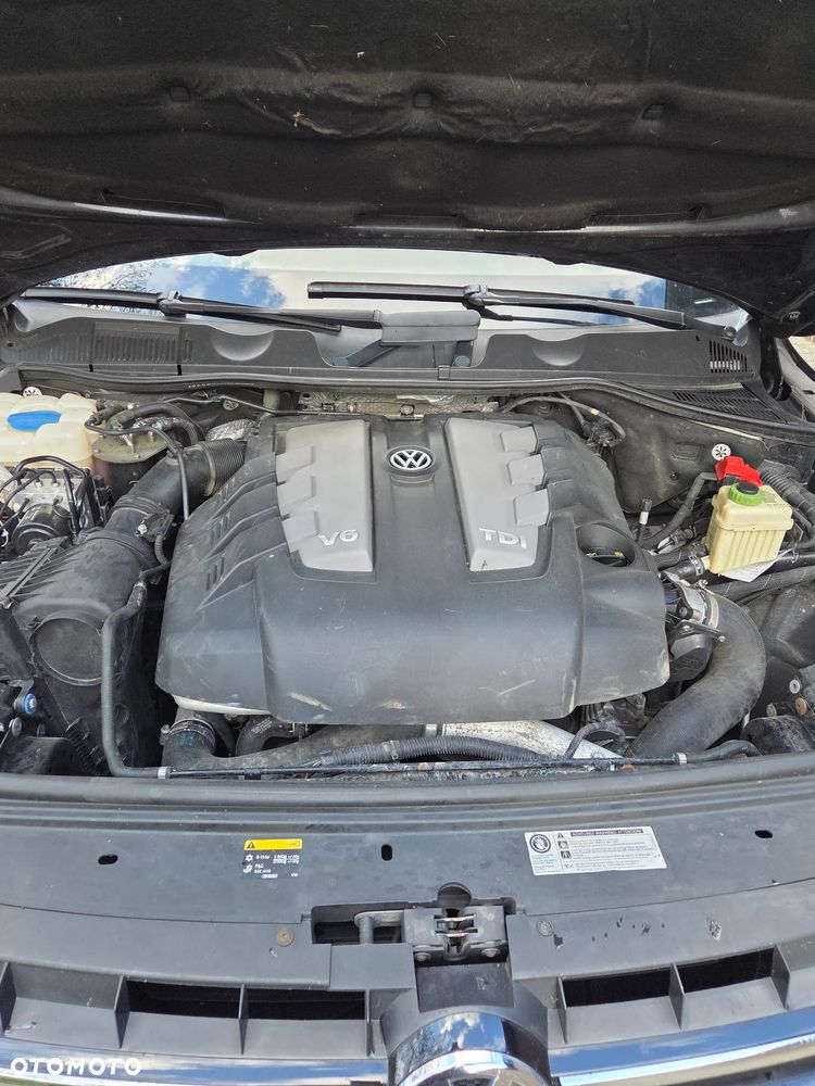 Volkswagen Touareg 3.0 V6 TDI BMT R-Style - 22