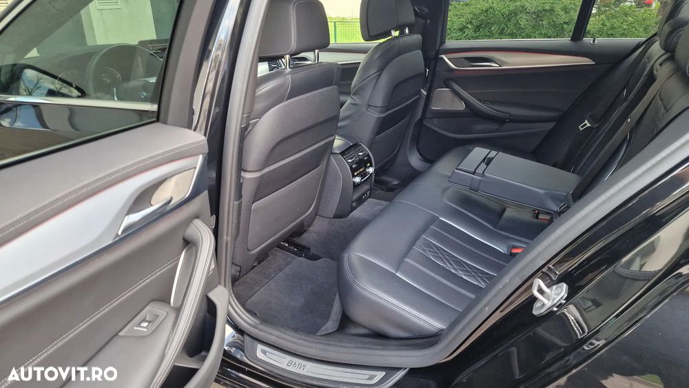 BMW Seria 5 530d xDrive Aut. Luxury Line - 17