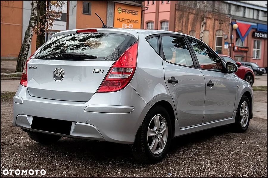 Hyundai i30 1.4 Classic + - 10