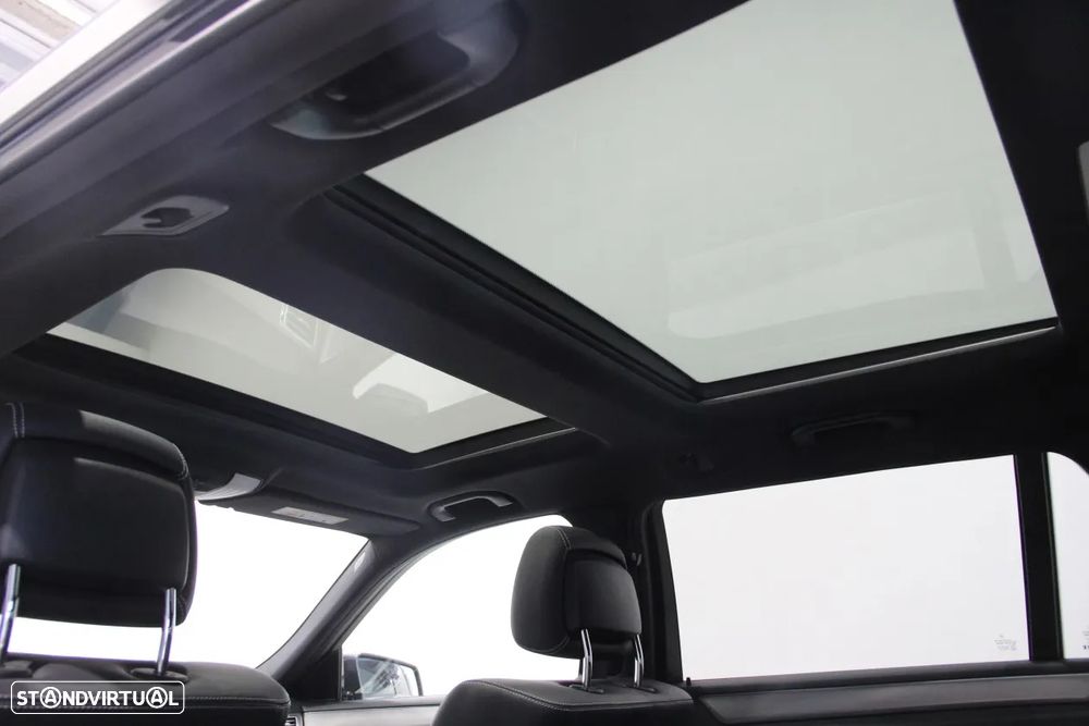 Mercedes-Benz E 250 BlueTEC Avantgarde Auto. - 31