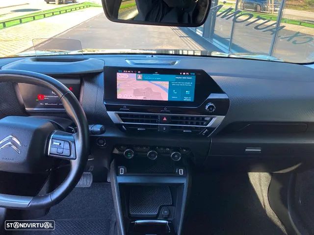 Citroën C4 PureTech 130 Stop&Start EAT8 SHINE - 24