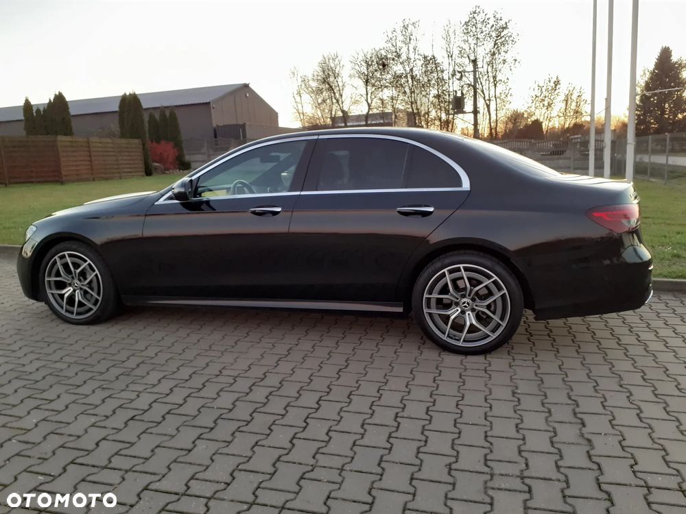 Mercedes-Benz Klasa E 220 d 4-Matic AMG - 1