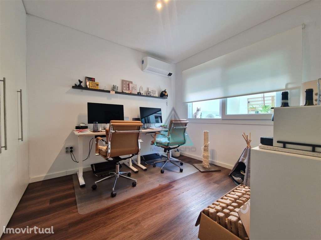 NOVIDADE * T2 Almada * Terraço * COMO NOVO - Grande imagem: 5/27