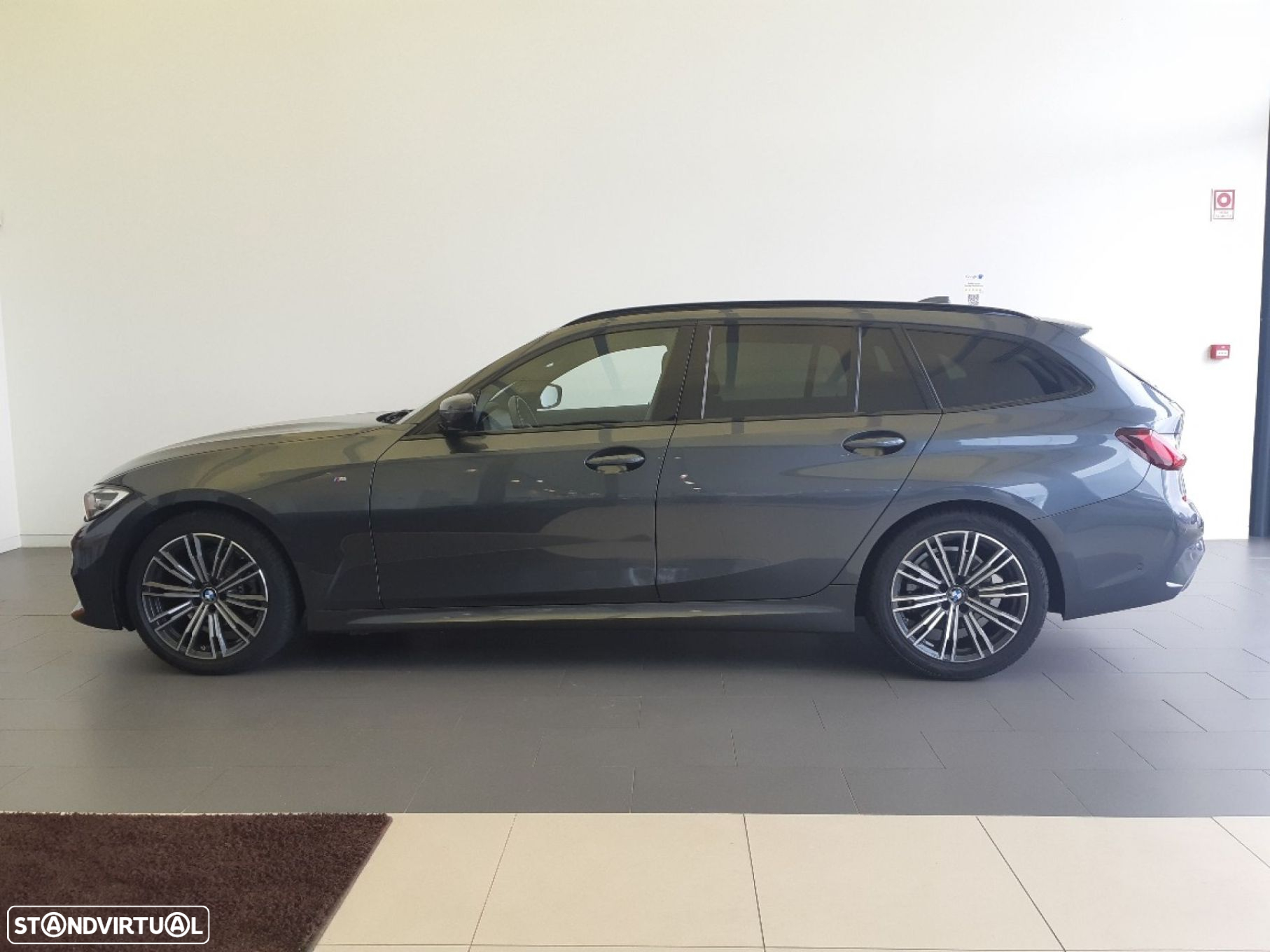 BMW 318 d Touring Pack M Auto - 4