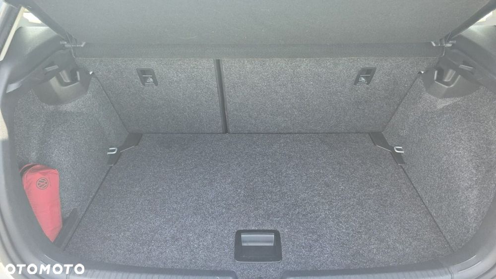 Volkswagen Polo - 22