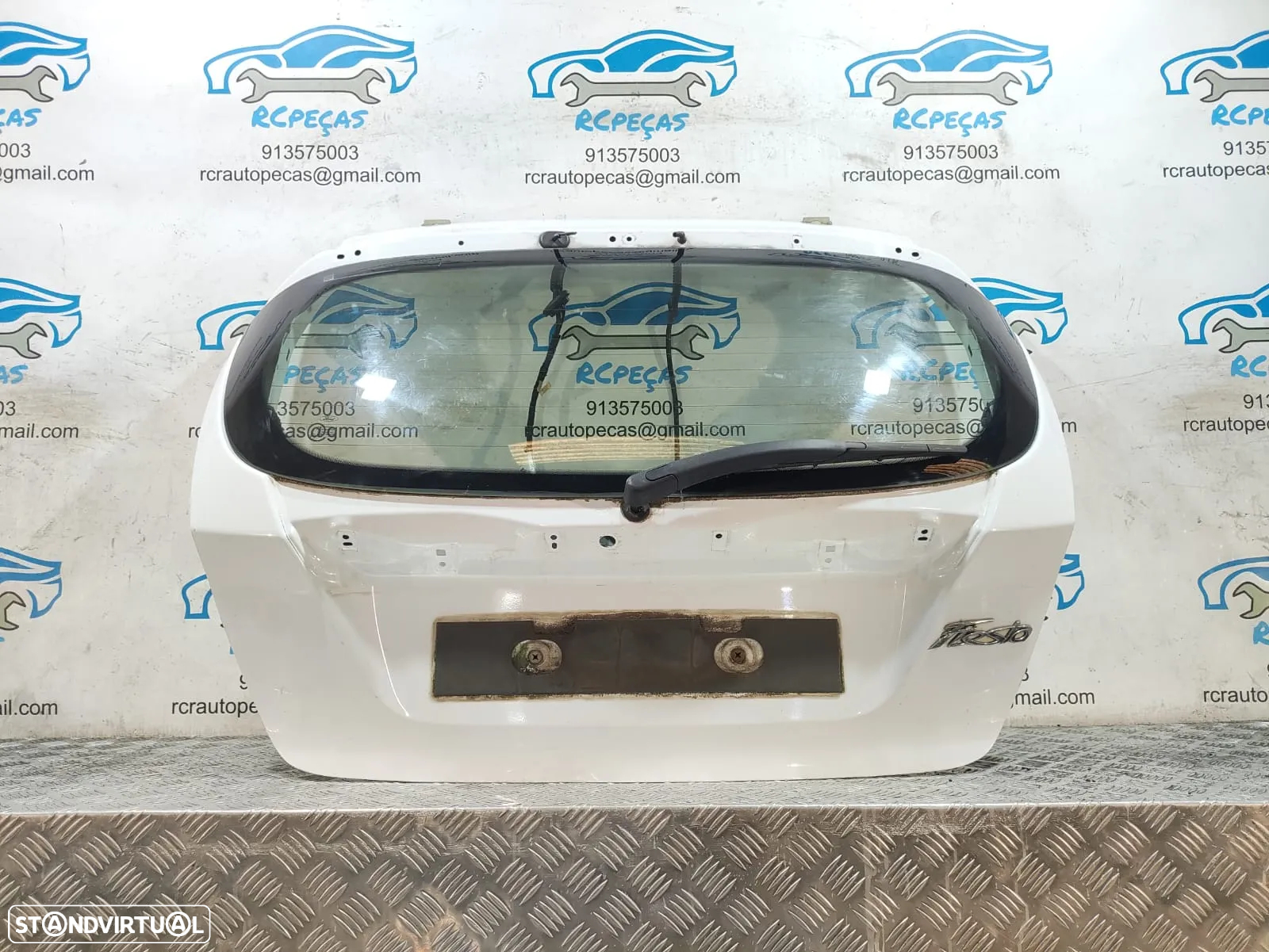 Porta / Tampa da Mala Ford Fiesta VI 6 MK6 em Branco / Branca - 5