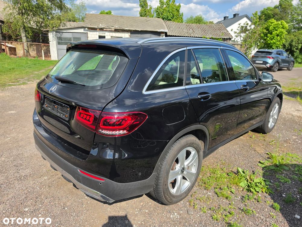 Mercedes-Benz GLC 220 d 4Matic 9G-TRONIC - 3