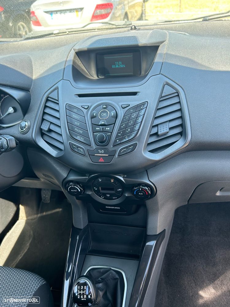 Ford EcoSport 1.5 TDCi Titanium - 17