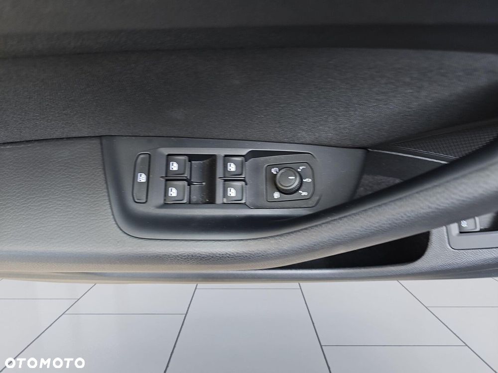Volkswagen Passat Variant 1.5 TSI EVO Business DSG - 18