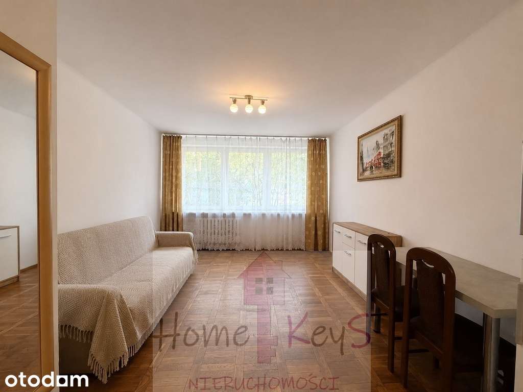 Kawalerka w centrum Legionowa/27m2/Do remontu