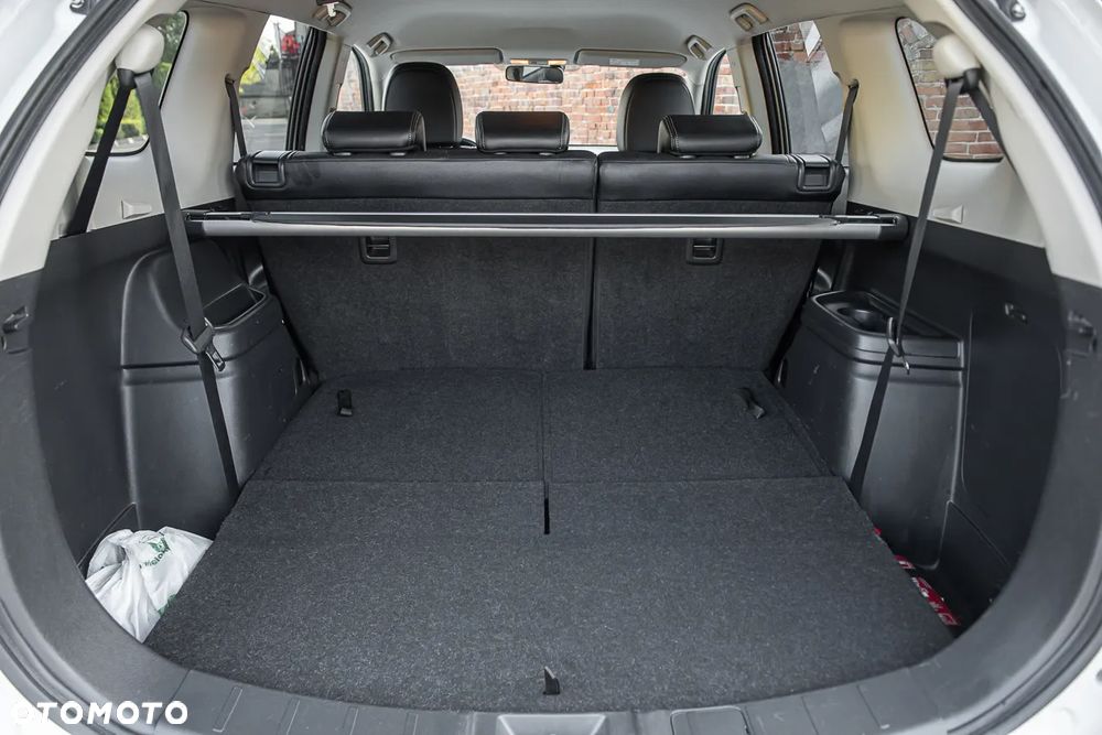 Mitsubishi Outlander - 27