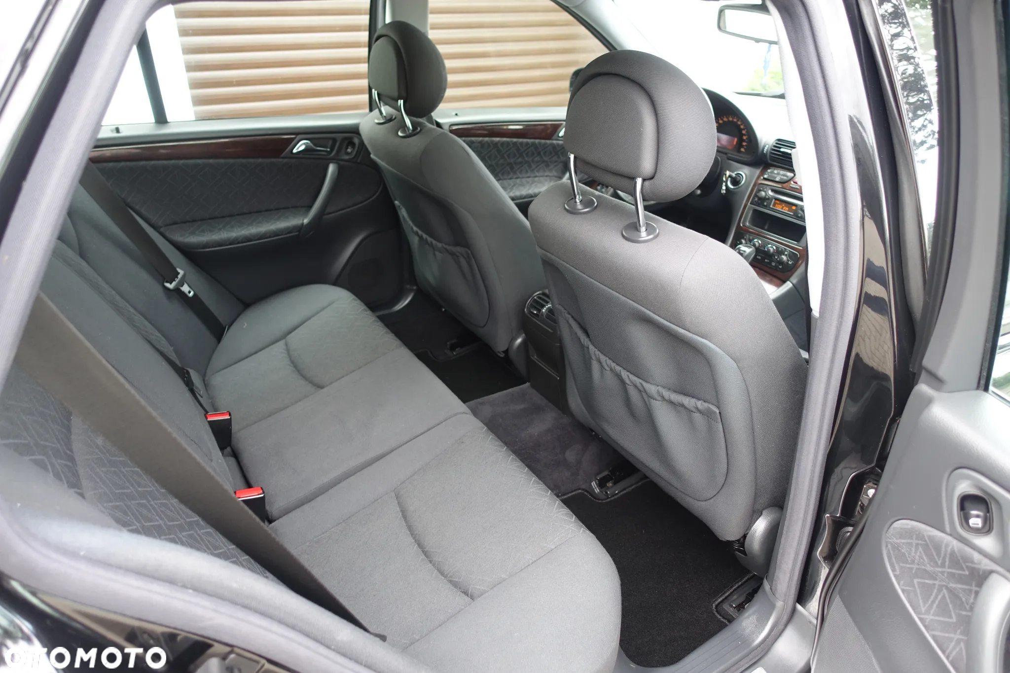 Mercedes-Benz Klasa C 180 T Kompressor Automatik Avantgarde - 14