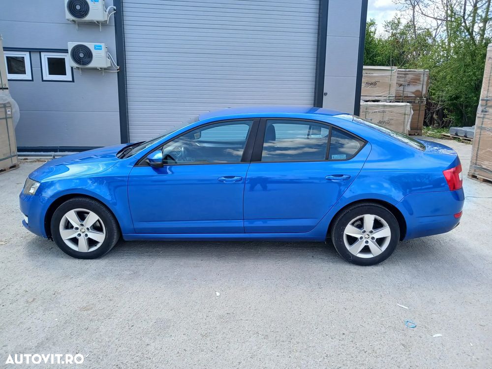 Skoda Octavia 2.0 TDI (Green tec) Style - 4