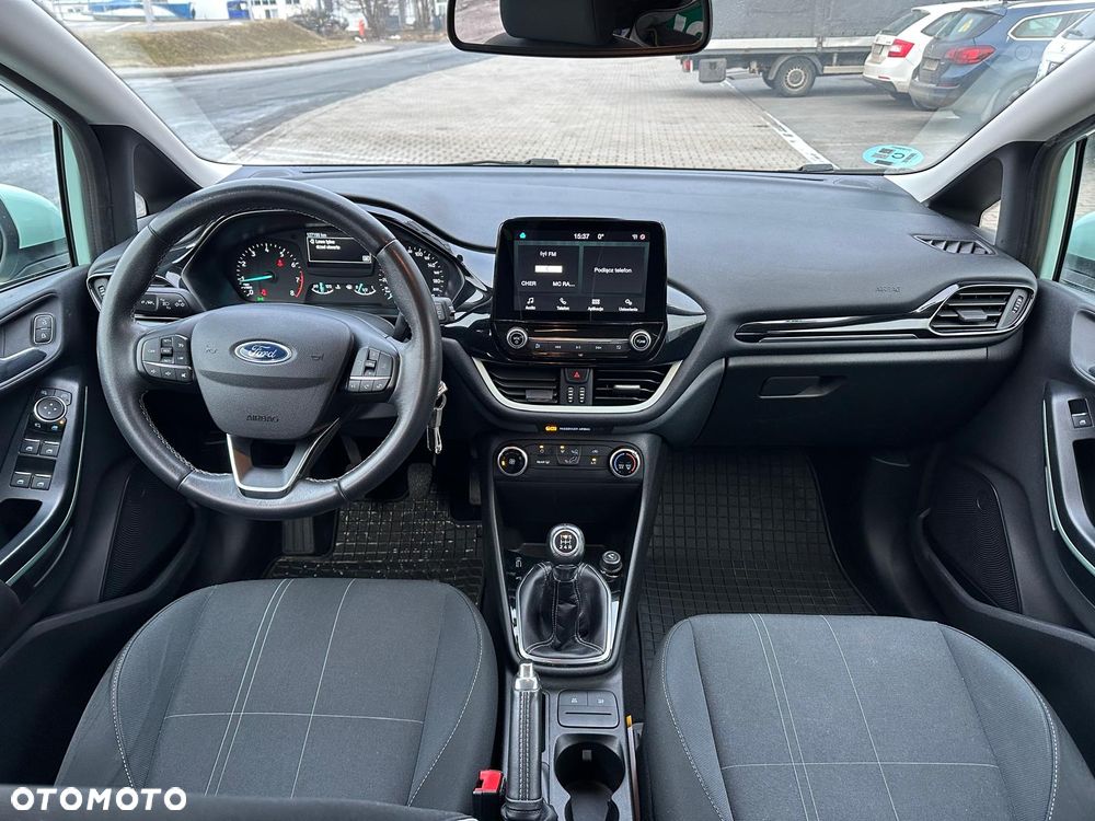 Ford Fiesta 1.1 S&S COOL&CONNECT - 11
