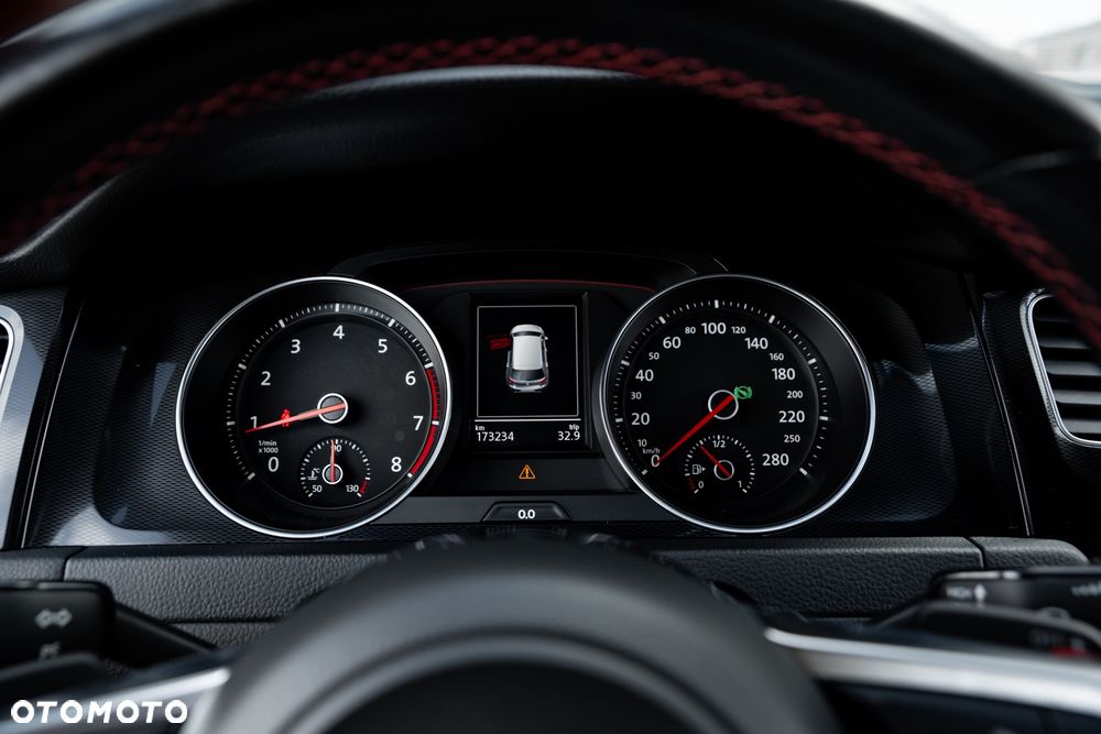 Volkswagen Golf VII 2.0 TSI BMT GTI Performance DSG - 29