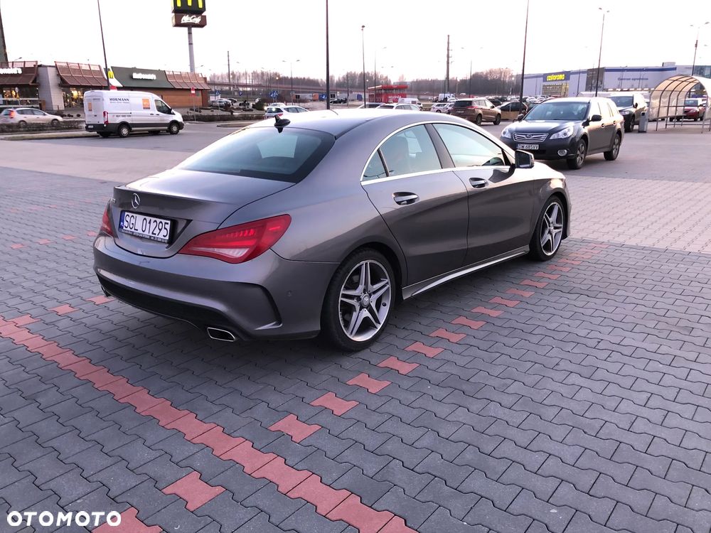 Mercedes-Benz CLA 200 7G-DCT AMG Line - 5